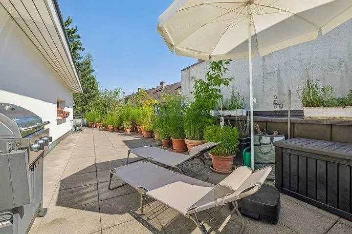 LIVING ABOVE THE ROOFS - PENTHOUSE WITH A 118 M² TERRACE – photo 7 of 8