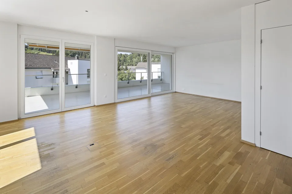 Moderne Wohnoase mit grosser Terrasse und viel Licht