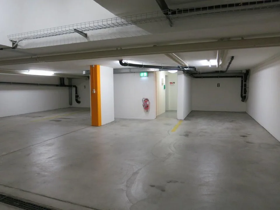 Einstellhallenplatz an zentraler Lage in Basel