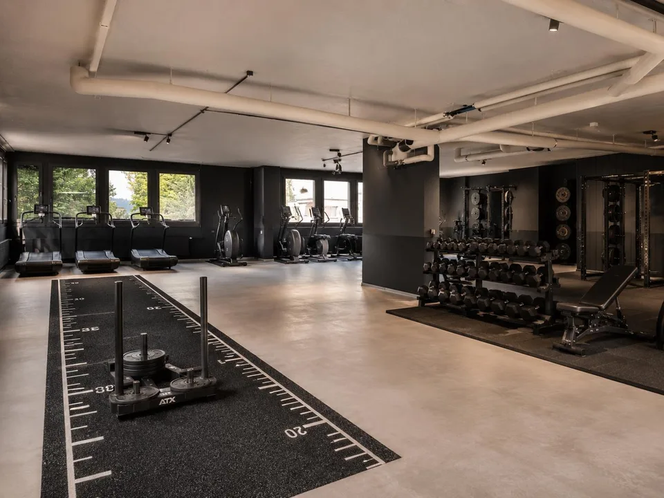 Grosse Gewerbefläche – ideal als Sportstudio