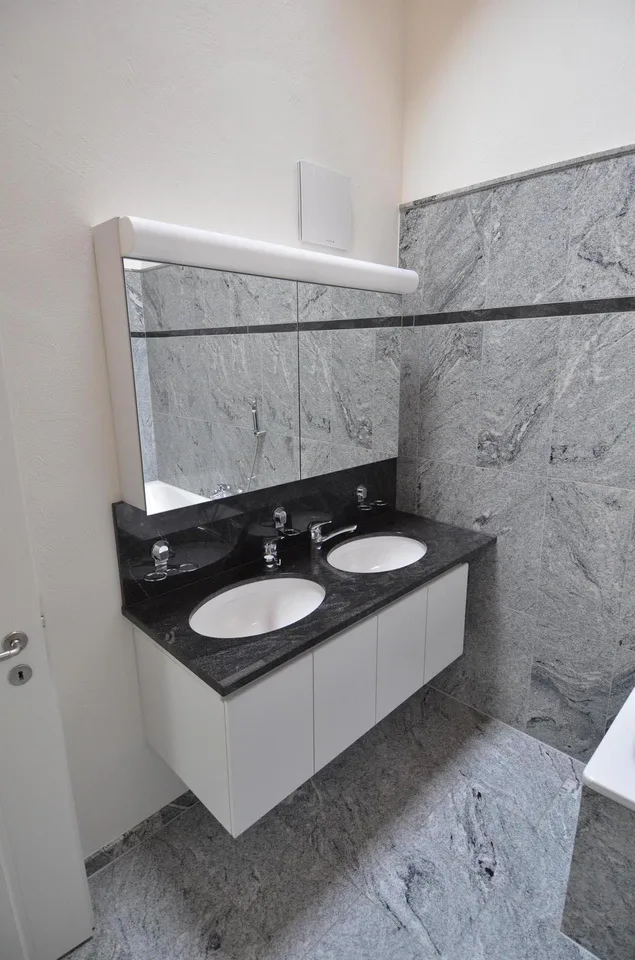 Grosszügiger 3 1/2 Zimmer Hausteil
