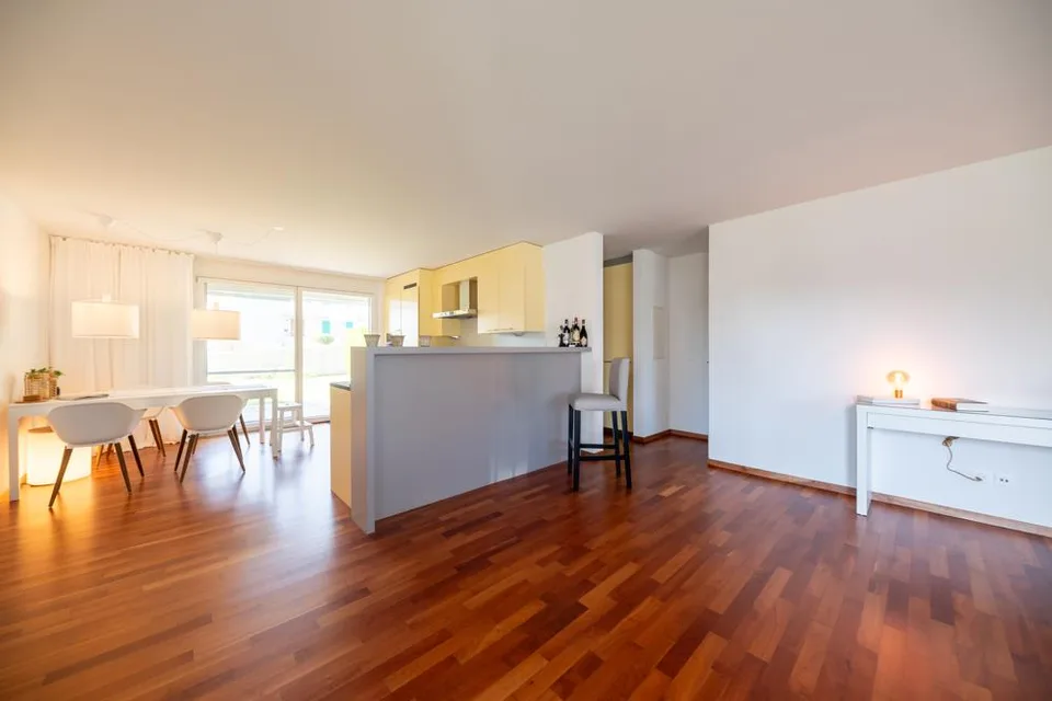 Wohnung mit Hauscharakter und eigenem Gartenanteil