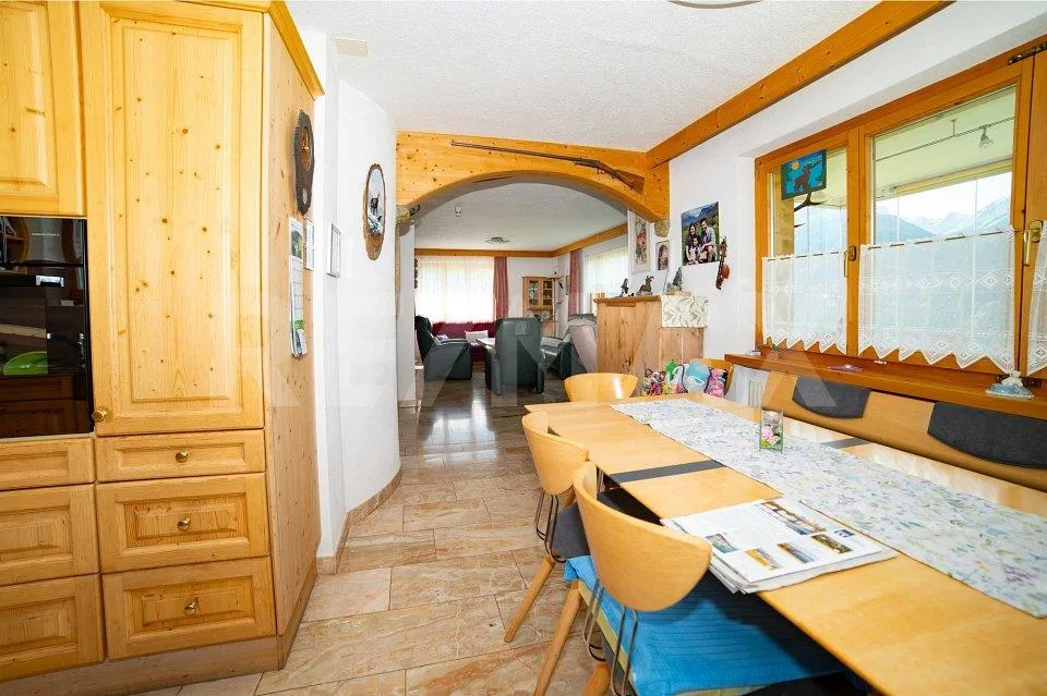 Zweifamilienhaus mit traumhafter Aussicht in Schmitten (Albula)