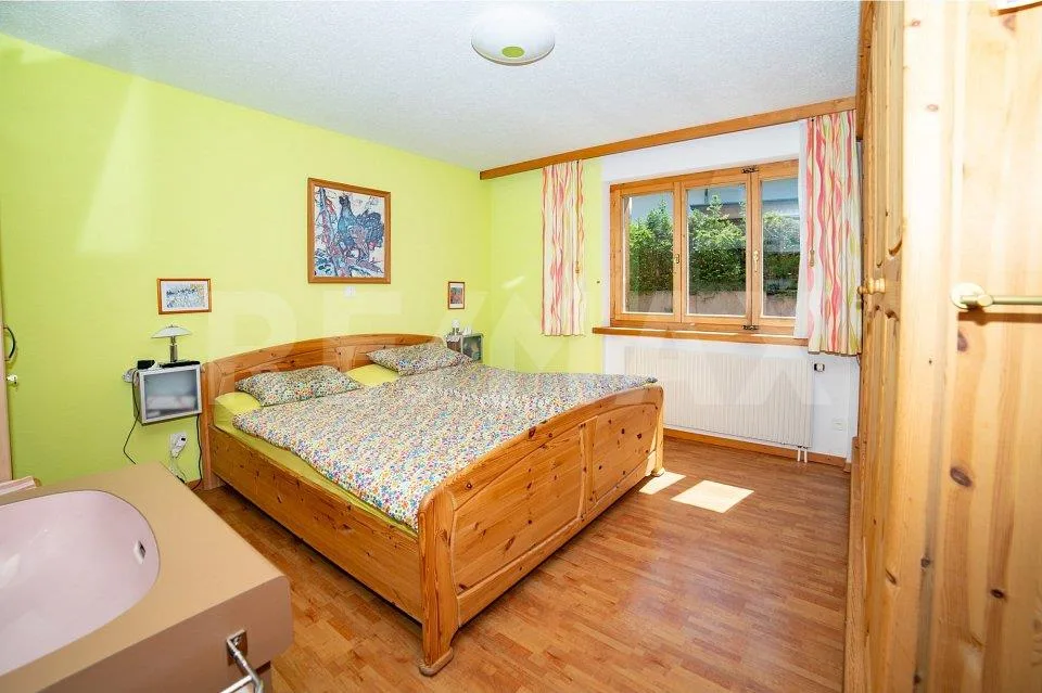 Zweifamilienhaus mit traumhafter Aussicht in Schmitten (Albula)