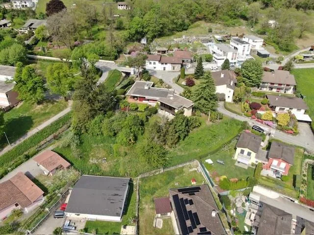 AMPIO TERRENO EDIFICABILE CON PROGETTO APPROVATO A MEZZOVICO