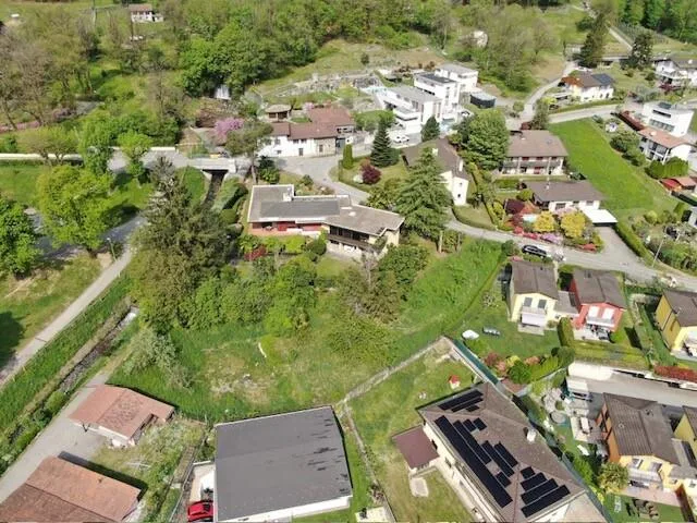 AMPIO TERRENO EDIFICABILE CON PROGETTO APPROVATO A MEZZOVICO