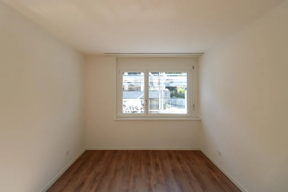 App.  3.5 pièces rez-de-chaussée / 3.5-Zimmerwohnung im Hochparterre