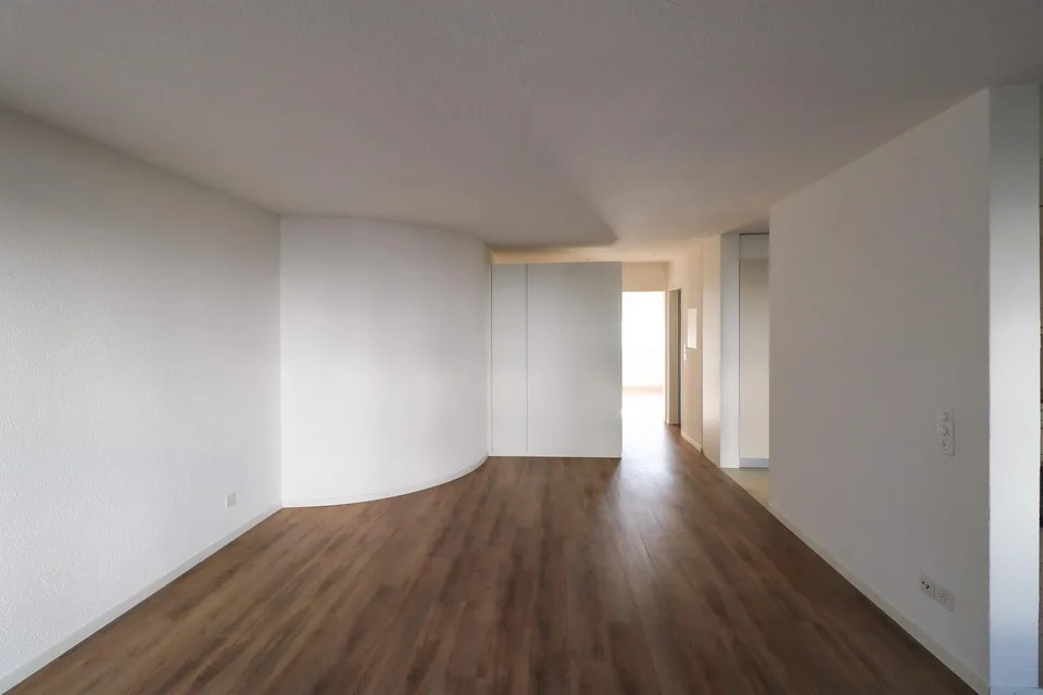 App.  3.5 pièces rez-de-chaussée / 3.5-Zimmerwohnung im Hochparterre