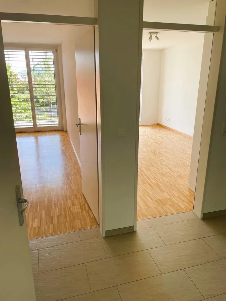 Moderne 2-Zimmer-Wohnung mit eigenem Gartenabteil an zentraler Lage!