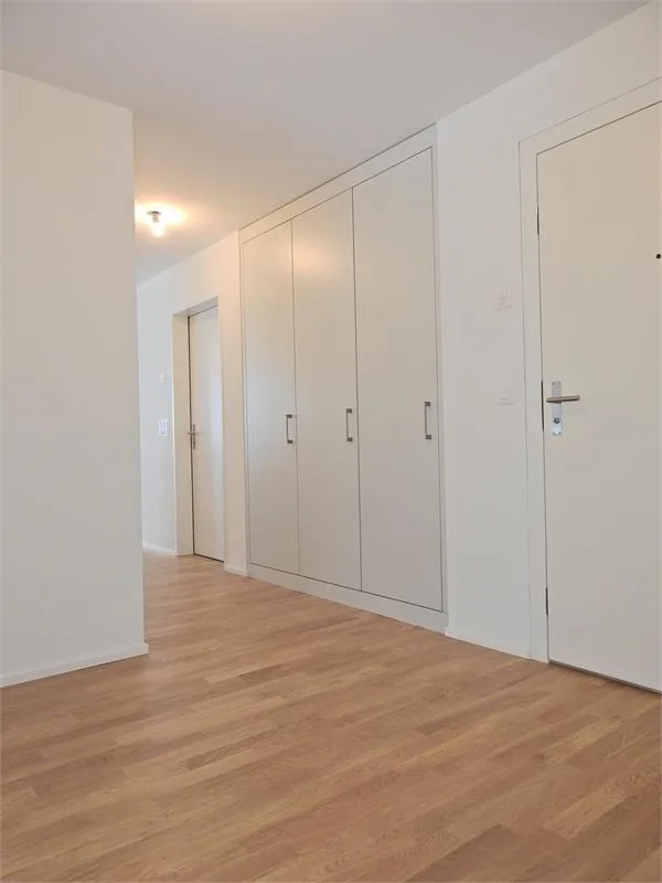 Grosszügige 3.5-Zimmerwohnung zu vermieten!