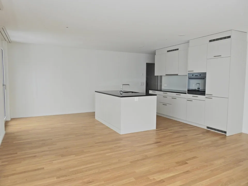 Grosszügige 3.5-Zimmerwohnung zu vermieten!