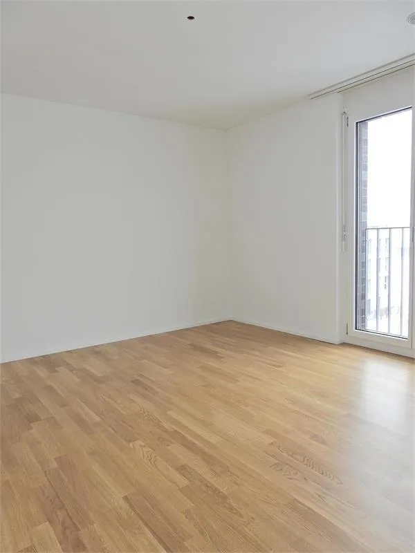Grosszügige 3.5-Zimmerwohnung zu vermieten!