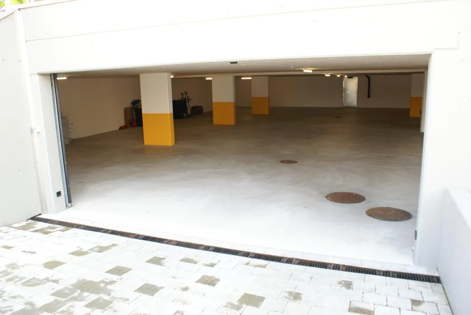 Tiefgaragenplätze zu vermieten