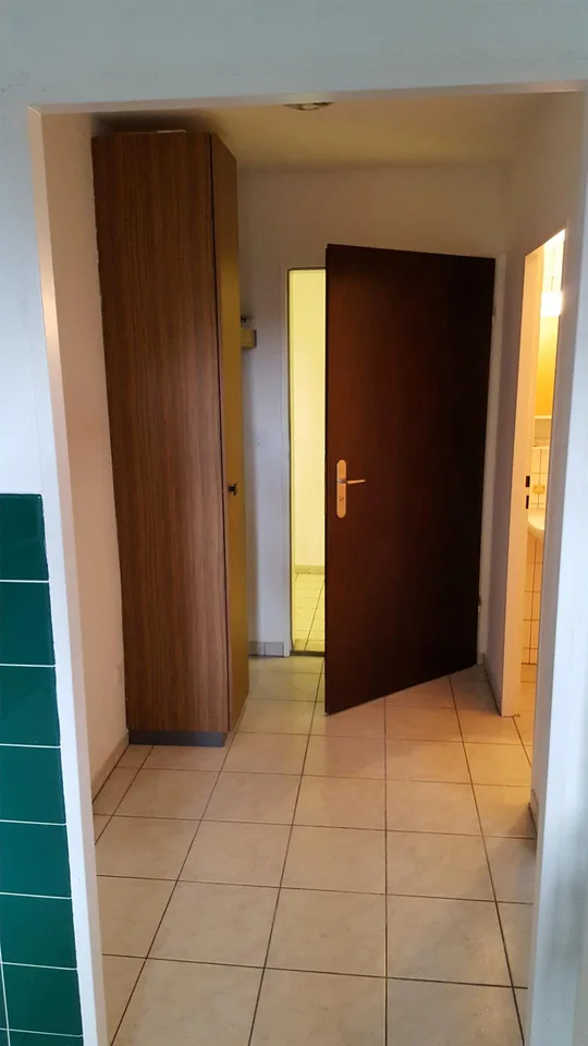Helle 2,5-Zi-Wohnung