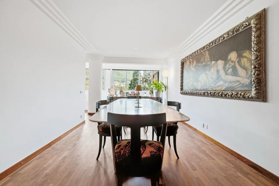 Elegante appartamento su tre livelli in contesto prestigioso | Eleg...
