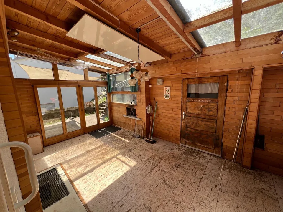 Sonniges Zuhause mit Weitsicht in Langwiesen