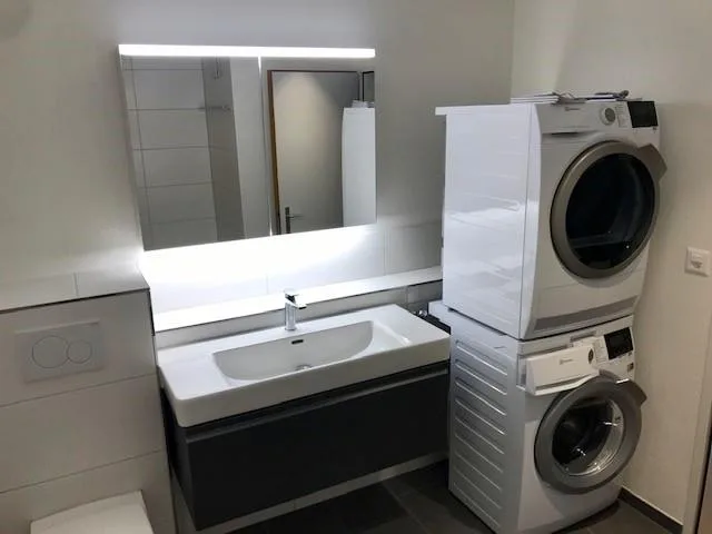 Sanierte 3.5-Zimmerwohnung im Dorfkern Spreitenbach