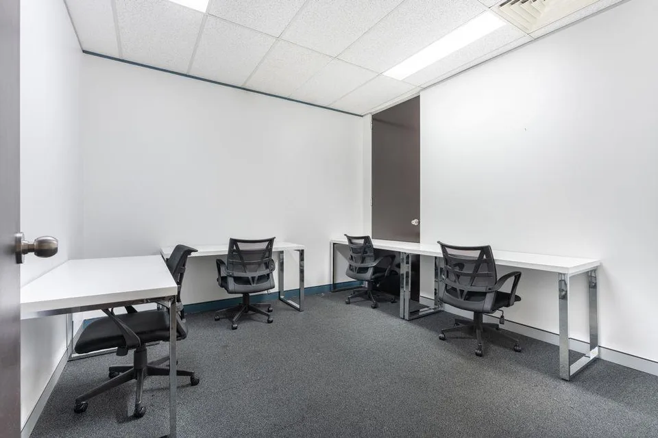 Privater Büroraum für 20 in Regus Spoom Kriens