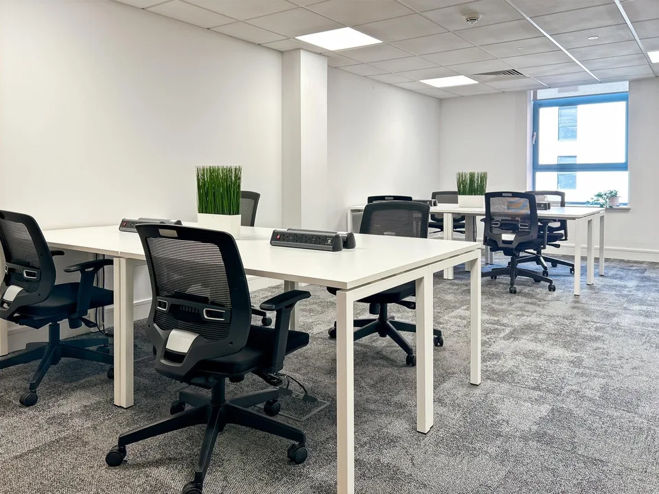 Privater Büroraum für 20 in Regus Spoom Kriens