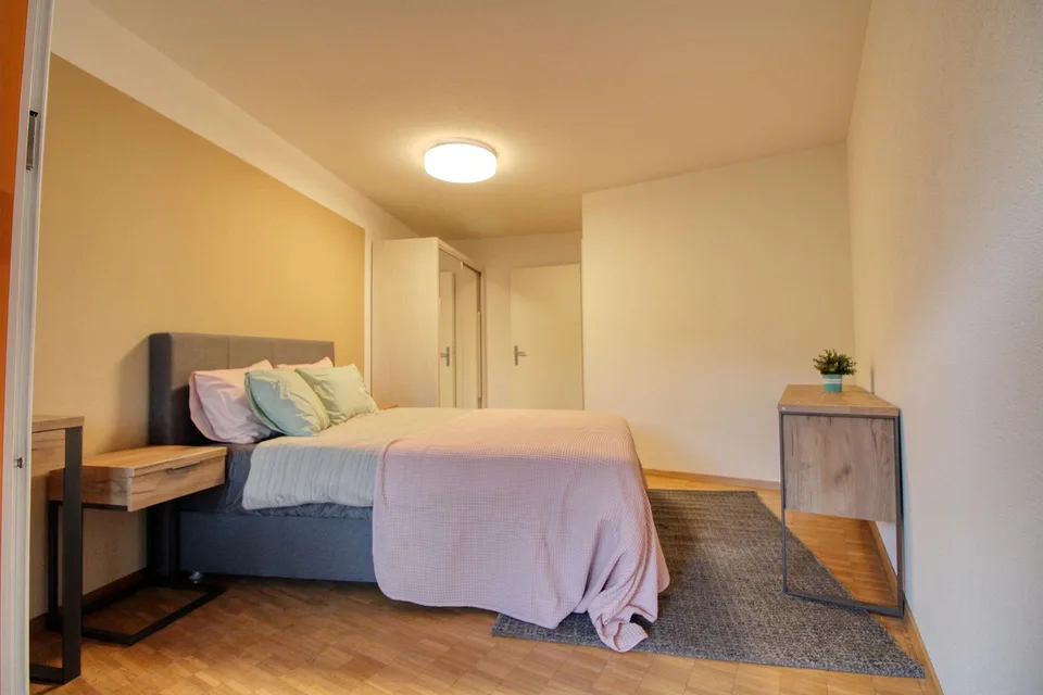 Schöne Zimmer an bester Lage nahe Sihlcity