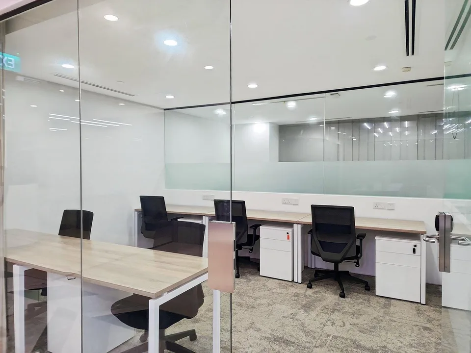 Bureau privé pour 20 à Regus Versoix Station Lakeside