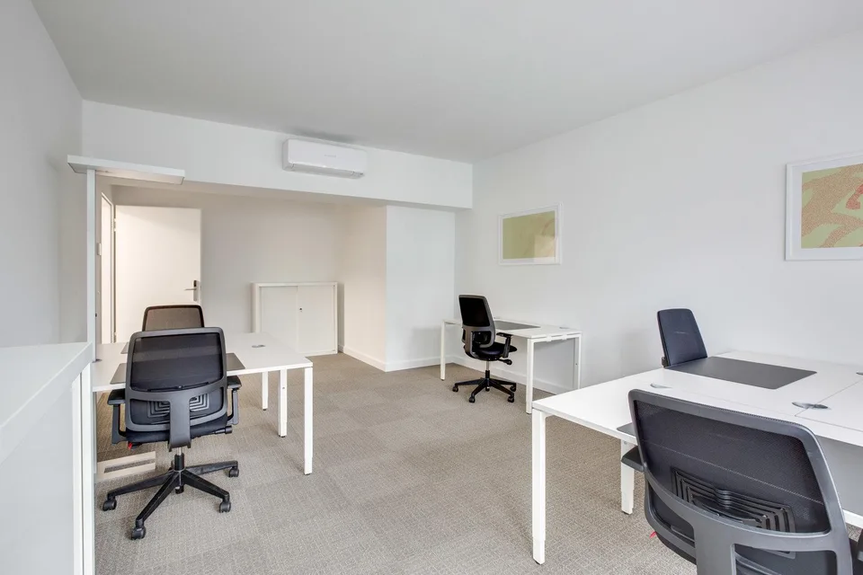 Privater Büroraum für 50 in Regus Dammstrasse