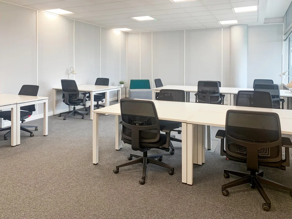 Privater Büroraum für 30 in Regus Dammstrasse