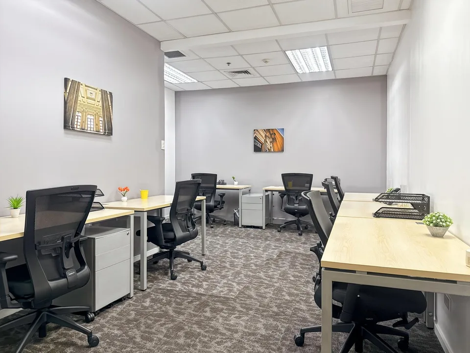 Bureau privé pour 20 à Regus Business Park