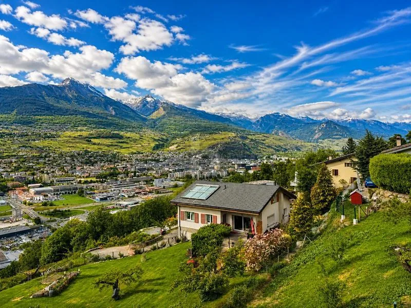 Aussichtsreiches und modernes Studio