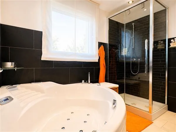 Comano: Duplex-Wohnung 4.5 Zimmer