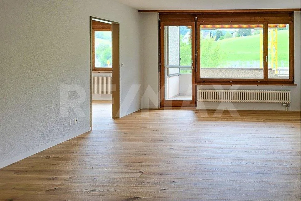 Votre nouvelle maison, rénovée, ensoleillée et prête à être occupée