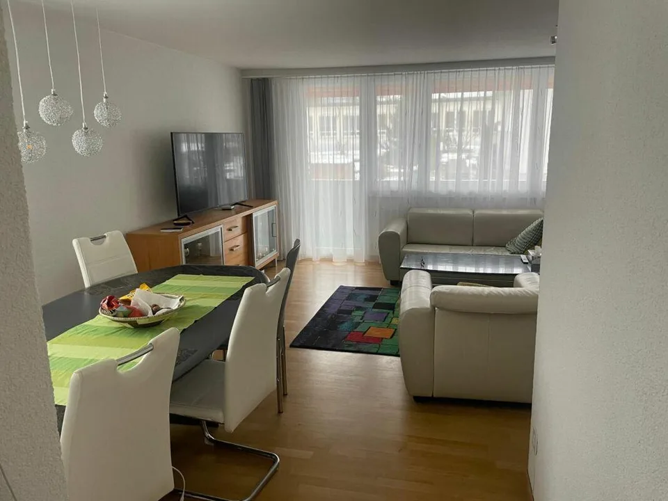 4.5 Zimmer Wohnung an ruhiger Lage