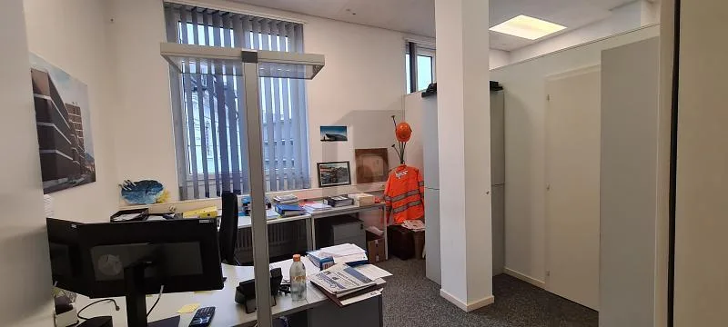 FLEXIBLE, DYNAMIQUE ET BIEN SITUÉ