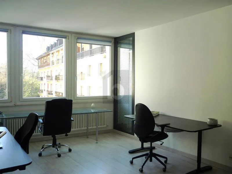 ESPACE PROFESSIONNEL CLÉ EN MAIN (2)