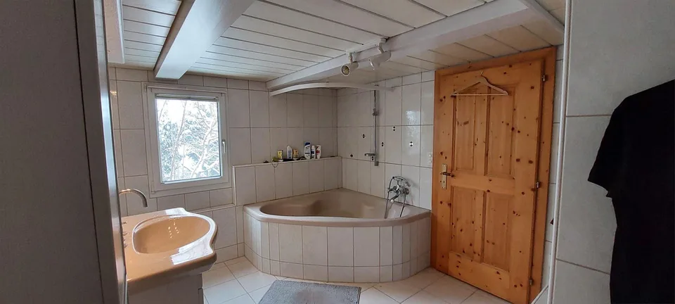 Charmantes Einfamilienhaus mit viel Platz und sonniger Dachterrasse