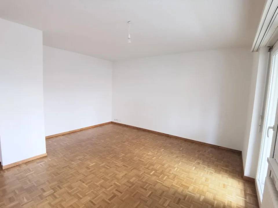 Zentral gelegene Wohnung zu vermieten!