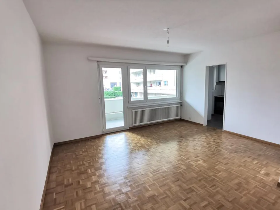 Zentral gelegene Wohnung zu vermieten!