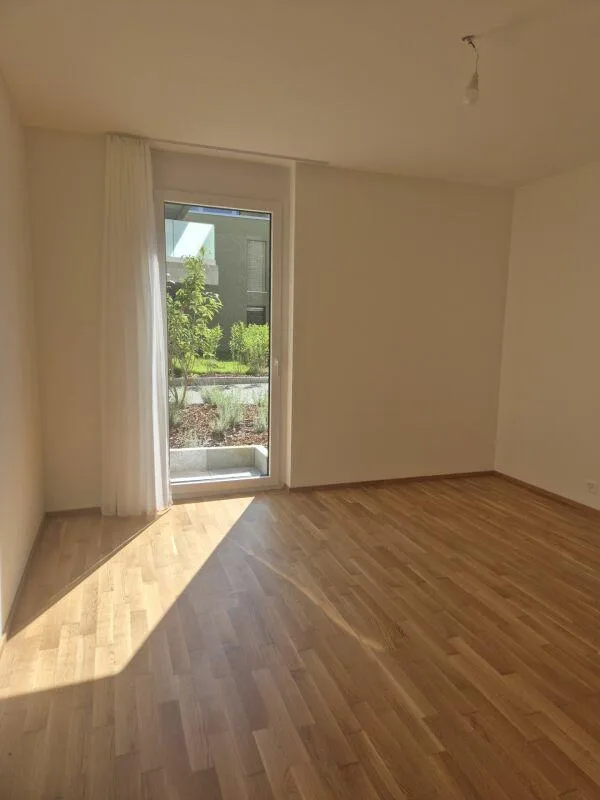 Erdgeschosswohnung mit Terrasse, Uvrier