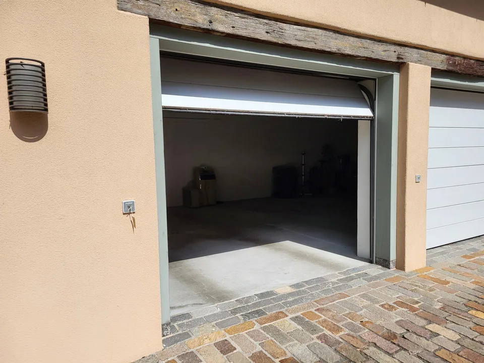 Garagenbox abschliessbar im Zentrum von Altdorf zu vermieten