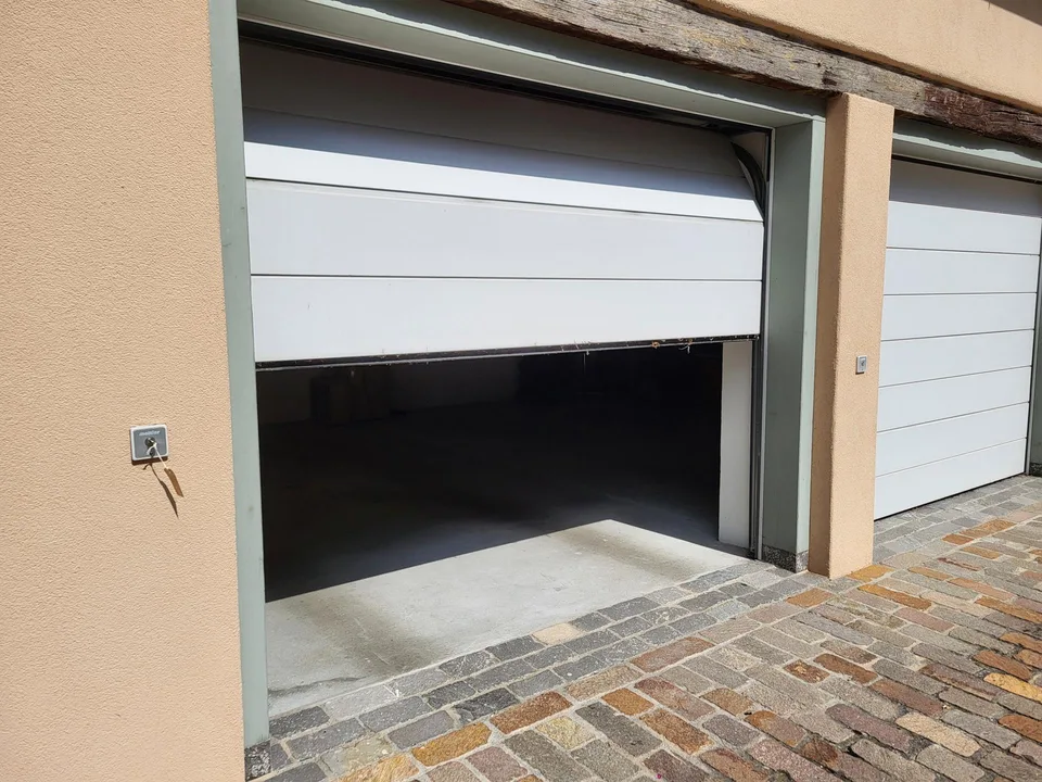 Garagenbox abschliessbar im Zentrum von Altdorf zu vermieten