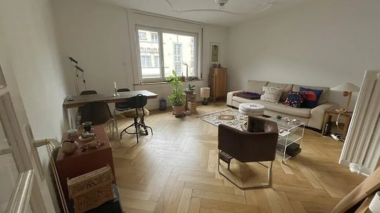 APPARTEMENT 2½ PIÈCES À BIEL/BIENNE (BE), MEUBLÉ, DURÉE DÉTERMINÉE