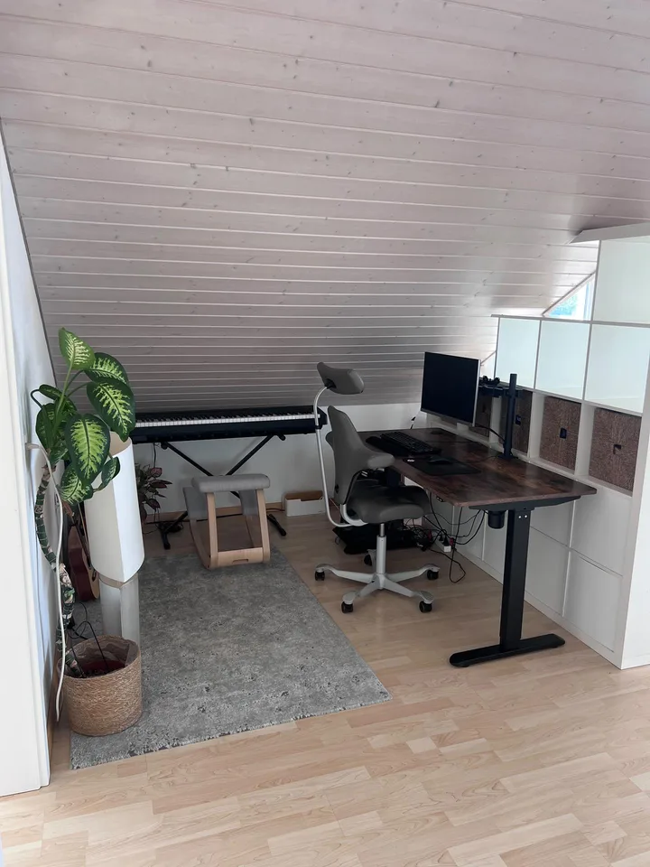 Exklusive 3.5-Zimmer-Dachwohnung am Klusplatz