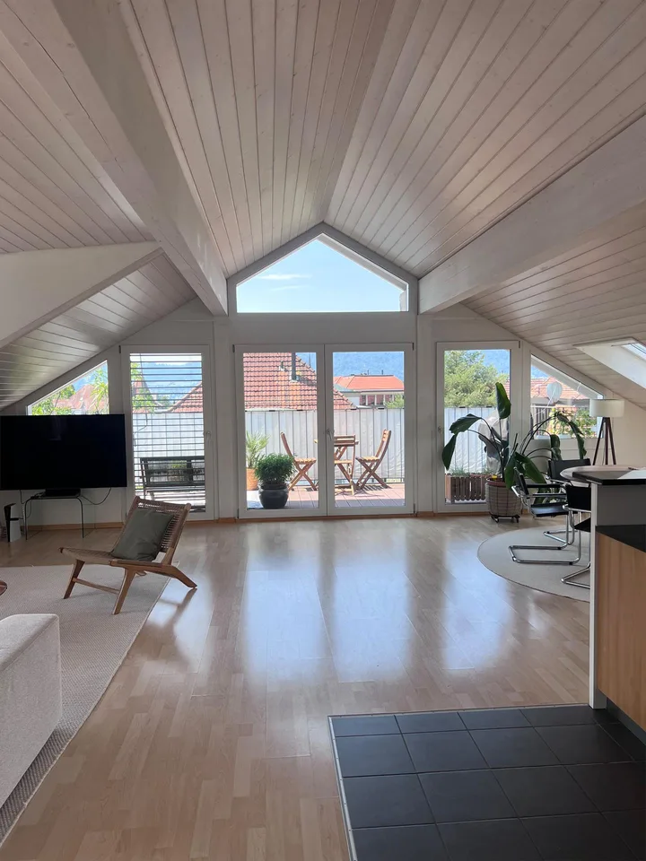 Exklusive 3.5-Zimmer-Dachwohnung am Klusplatz