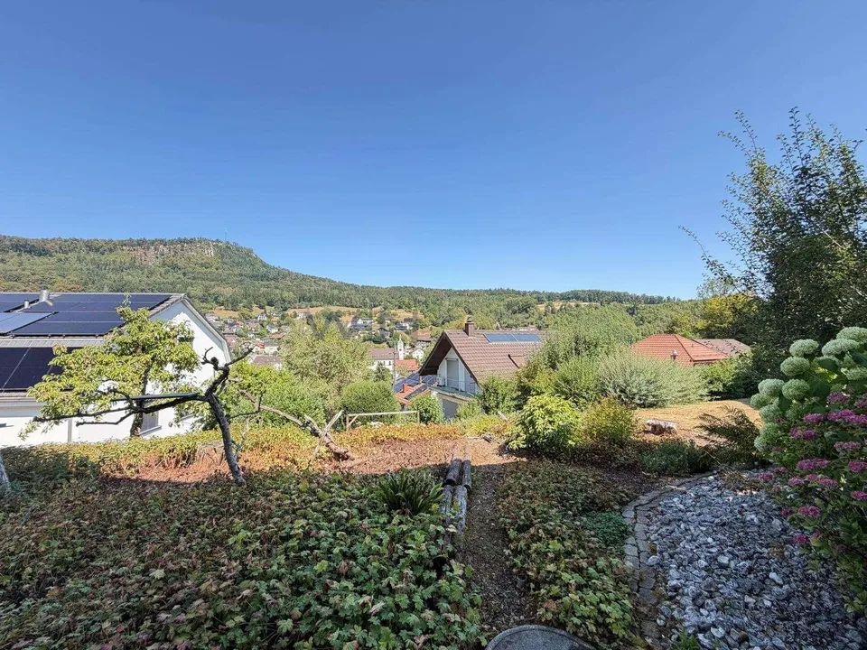 Modernes Minergie Familienhaus im Grünen