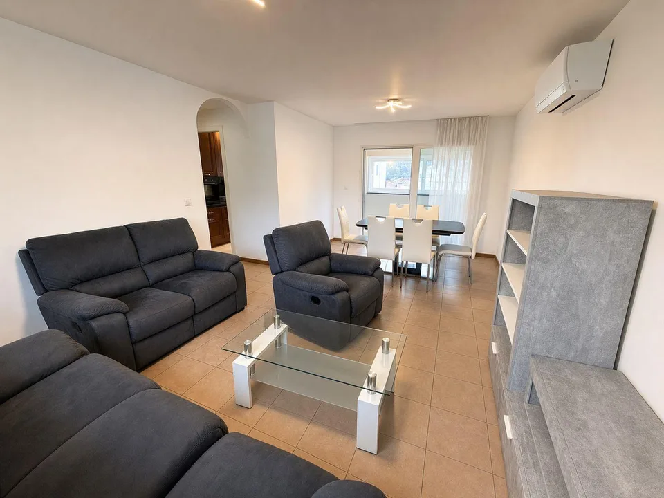Cadenazzo – 4.5-room apartment with garden, plus an independent studio