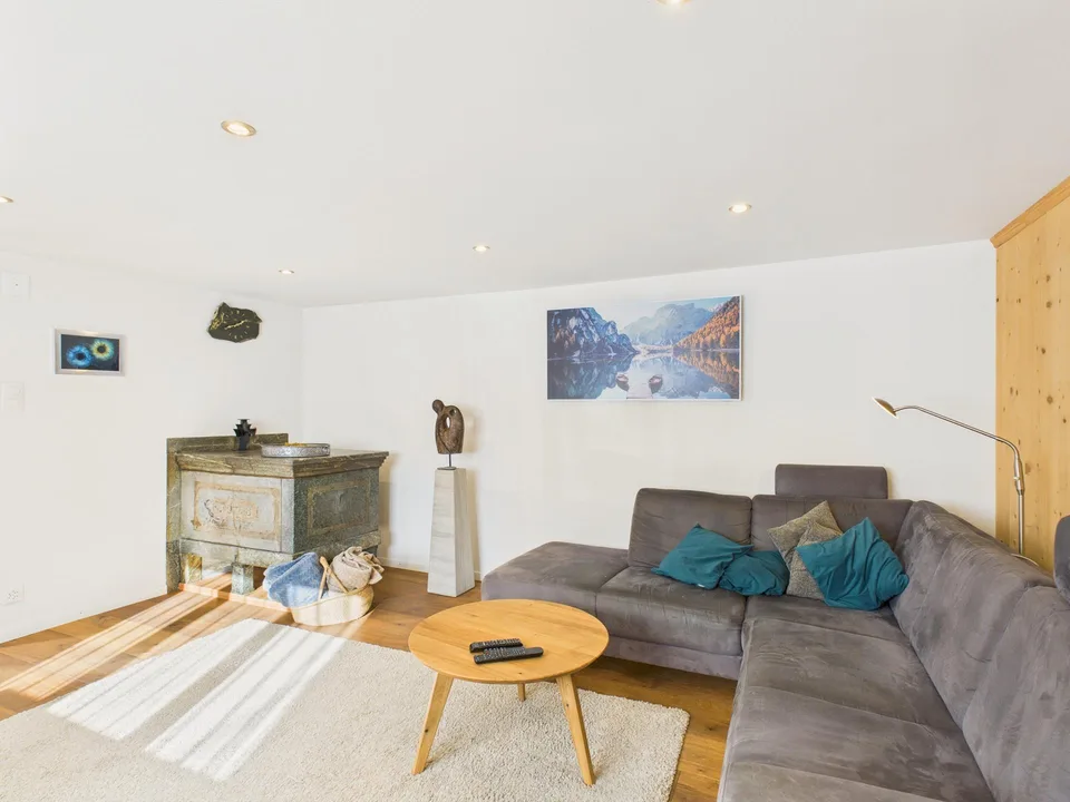 Zentral gelegenes 5.5 Zimmer Einfamilienhaus in Disentis - Erst- od...