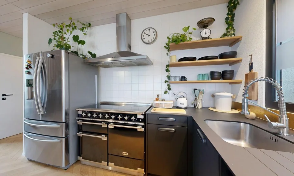 Neue Villa mit Seeblick – Foto 9 von 11