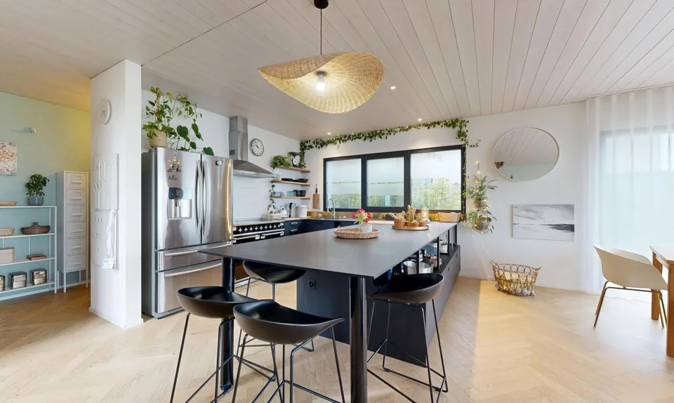 Neue Villa mit Seeblick – Foto 7 von 11