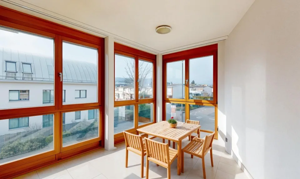 Elegant 4-room apartment with winter garden and parking space