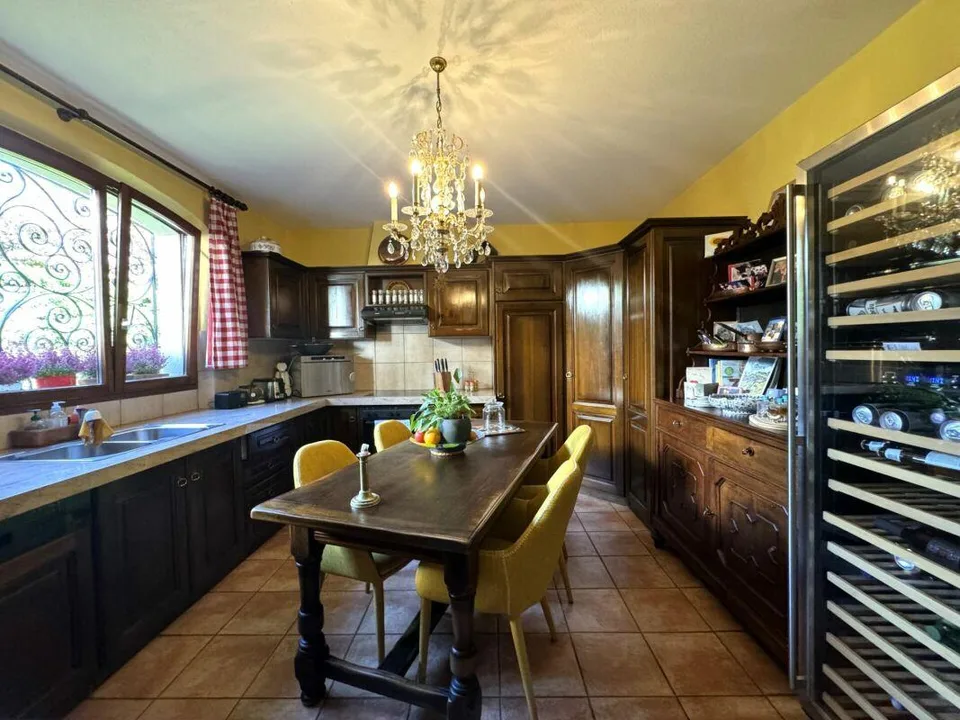 Bellissima casa unifamiliare a due passi dal lago